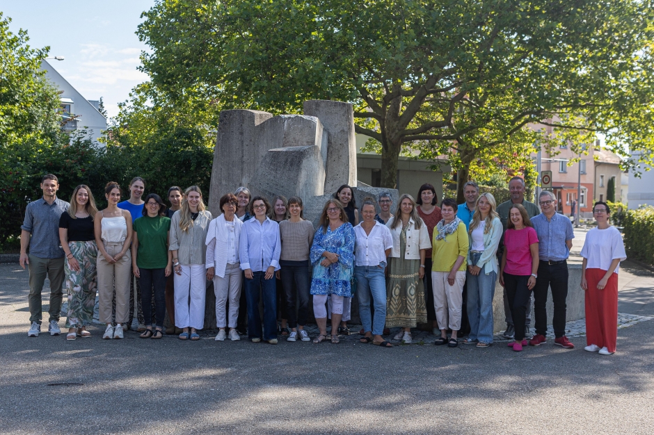 Gruppenbild aller Lehrpersonen vom Schulhaus Gerhalde